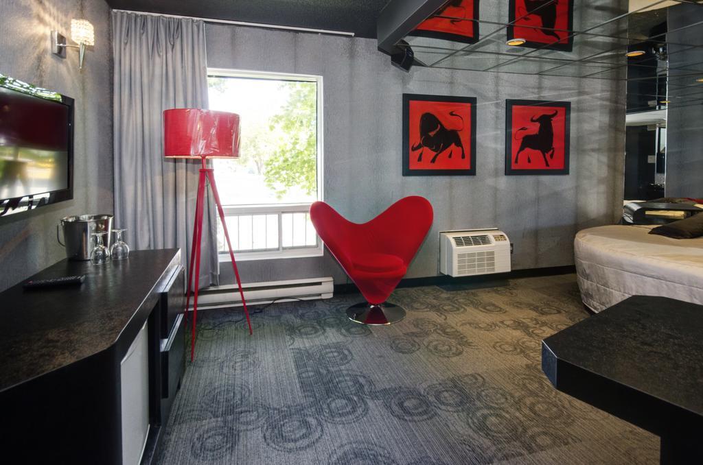 Motel Labarre Longueuil Exteriör bild