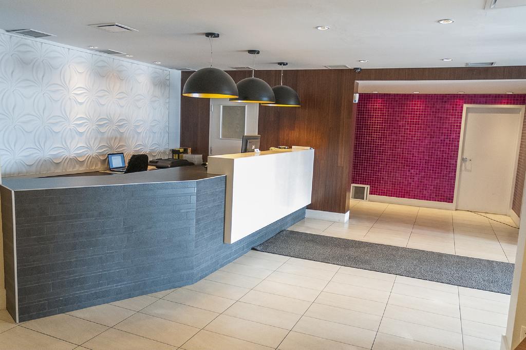 Motel Labarre Longueuil Exteriör bild