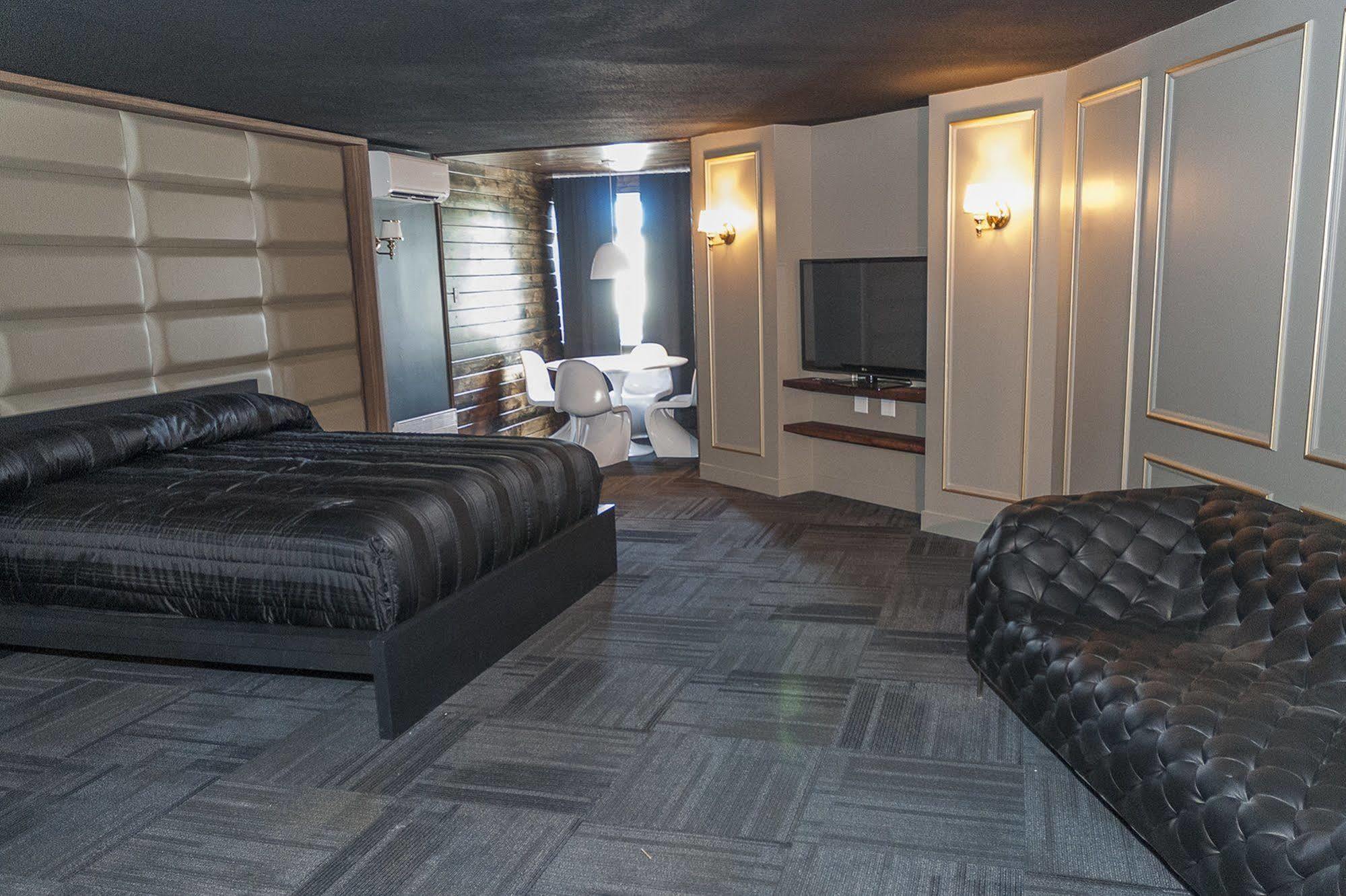 Motel Labarre Longueuil Exteriör bild